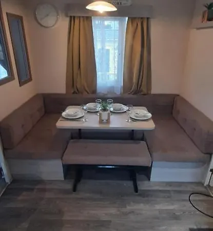 Lapwing 5 *